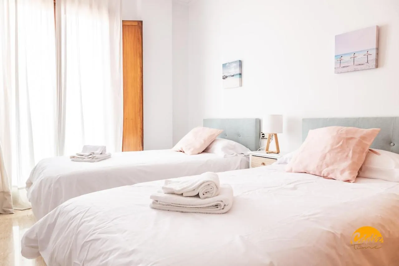 Casa Capuchinos - Free Parking By Cadiz Time Apartment